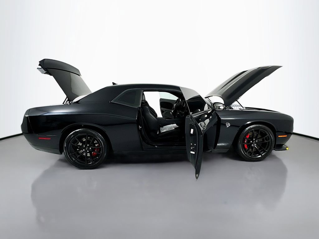 Used 2023 Dodge Challenger SRT Hellcat w/ Driver Convenience Group image 29