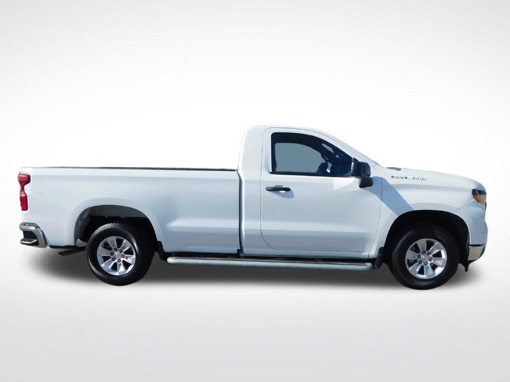 Used 2025 Chevrolet Silverado 1500 W/T RWD image 2