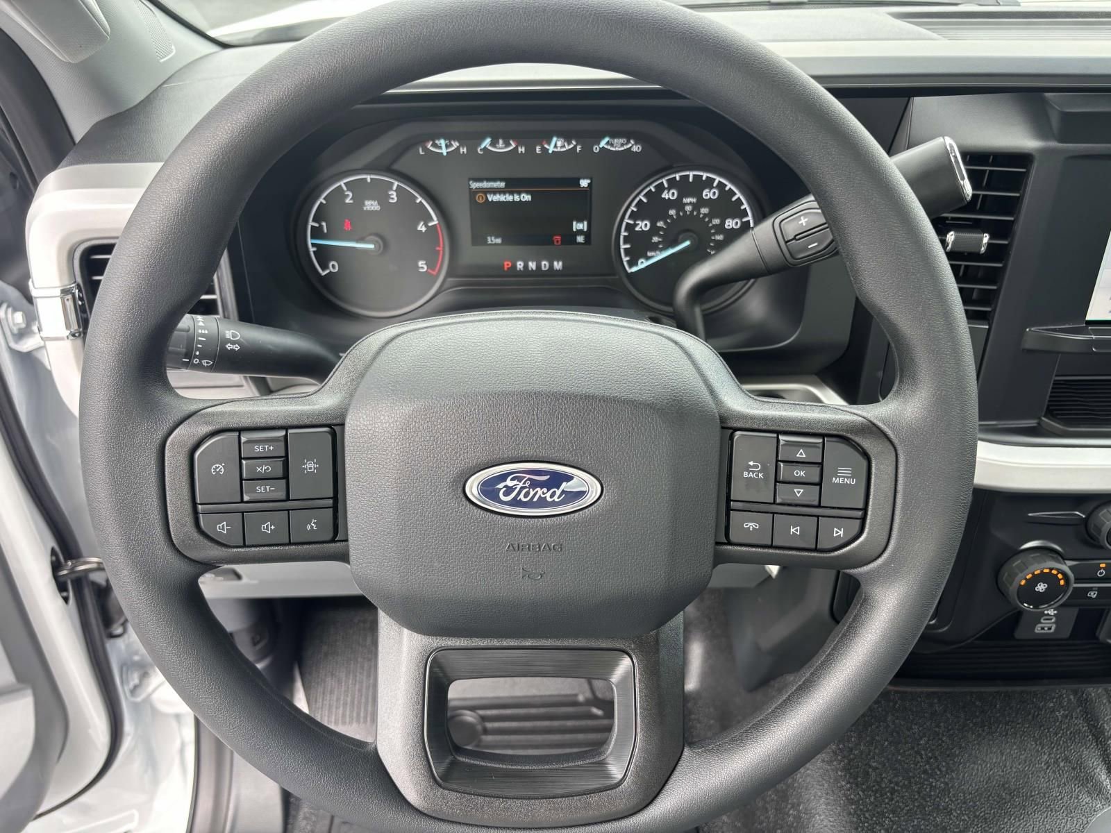 New 2025 Ford F550 4x4 Regular Cab Super Duty image 13