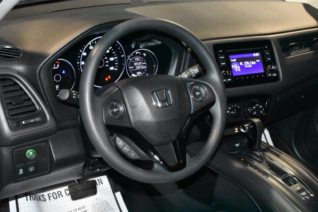 Used 2022 Honda HR-V LX image 2