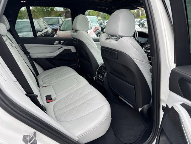 Used 2023 BMW X5 xDrive40i w/ M Sport Package AWD/4WD image 23