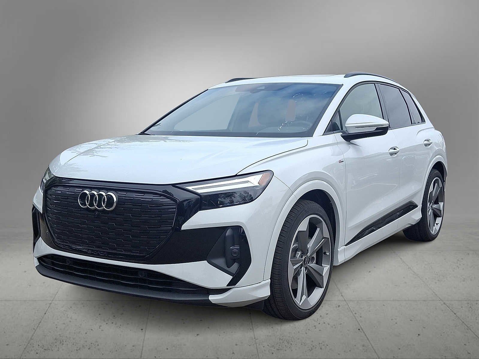 New 2025 Audi Q4 e-tron Premium Plus image 1