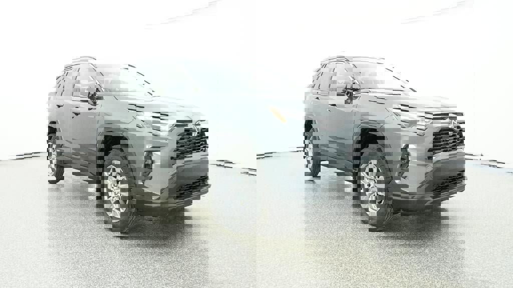 New 2025 Toyota RAV4 XLE image 29