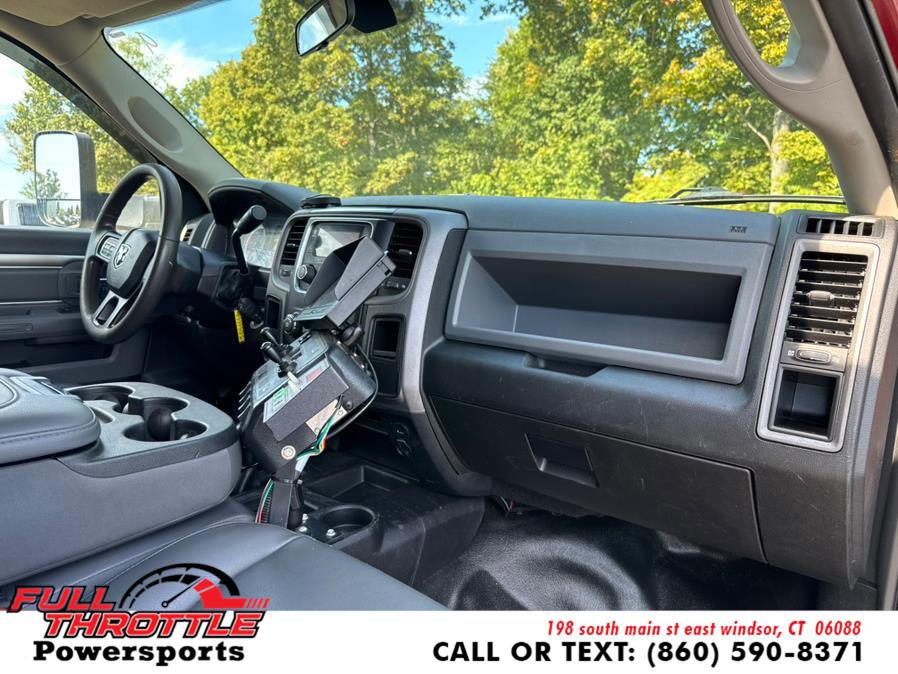 Used 2018 RAM 5500 Tradesman w/ Power & Remote Entry Group image 20