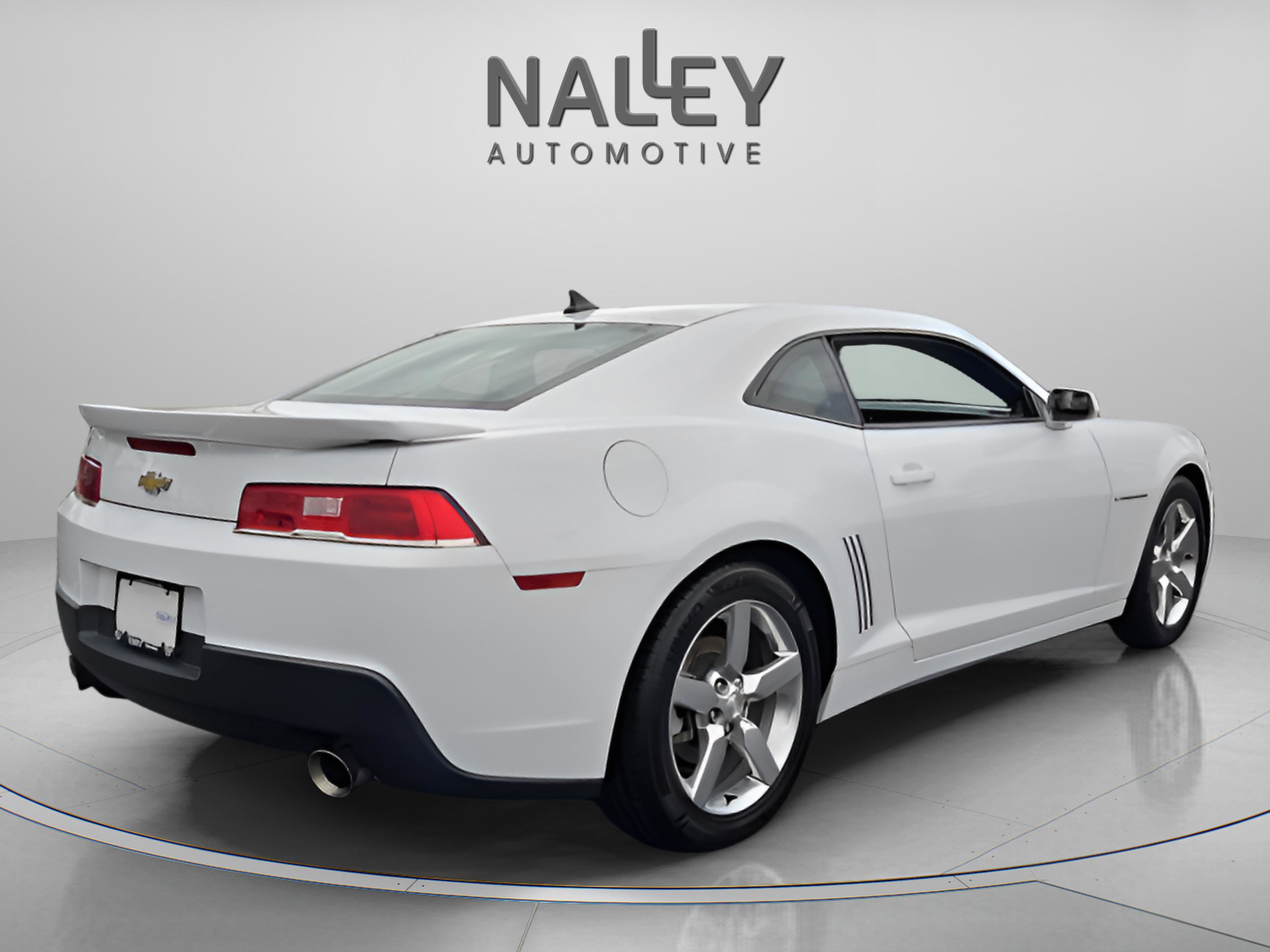 Used 2015 Chevrolet Camaro LT w/ 1LT Preferred Package image 5