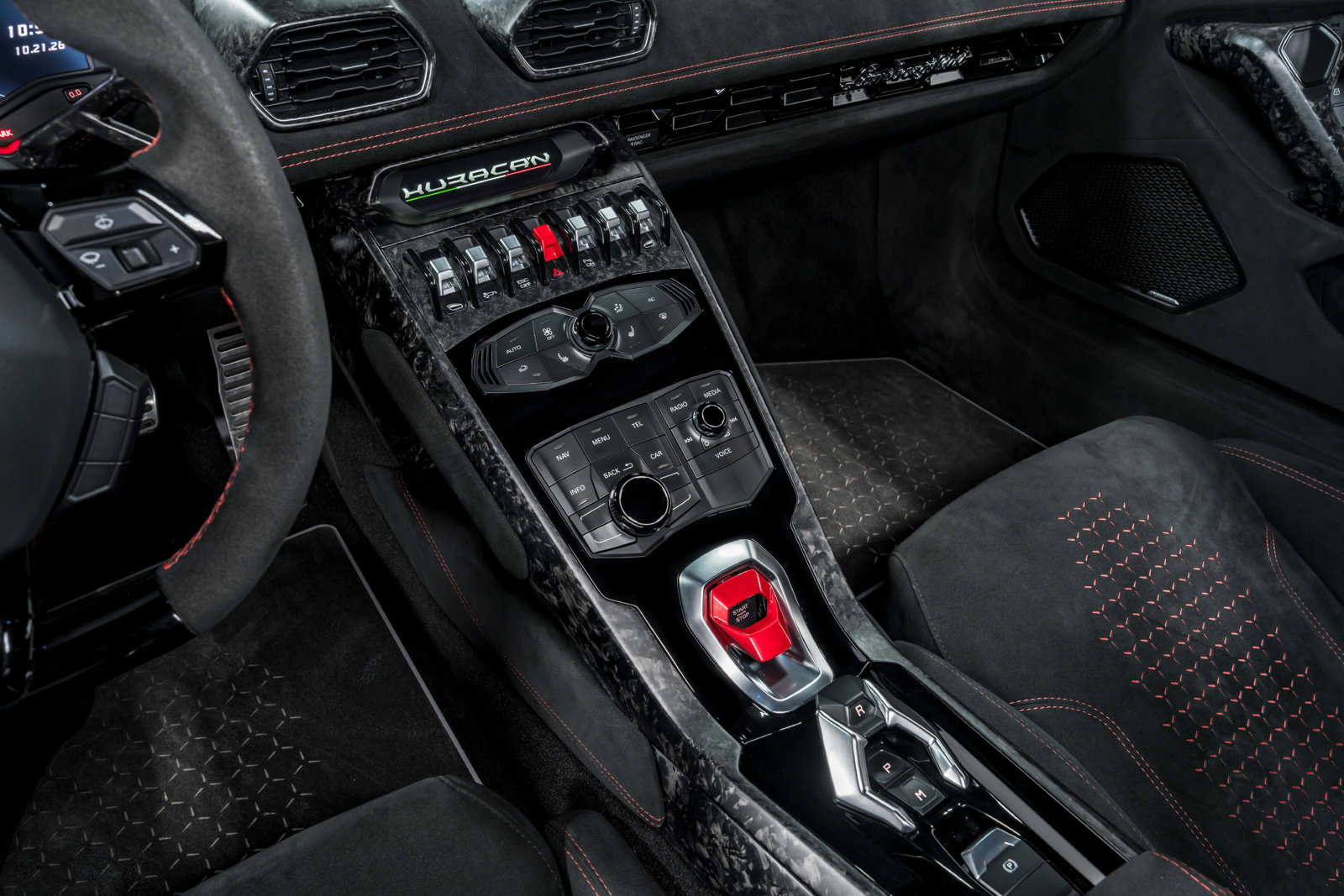 Used 2018 Lamborghini Huracan Performante AWD/4WD image 23
