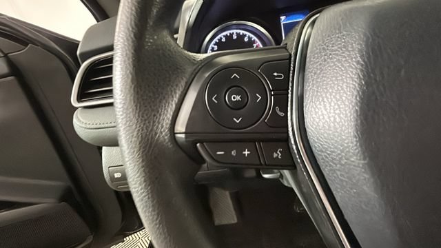 Used 2019 Toyota Camry LE FWD image 15