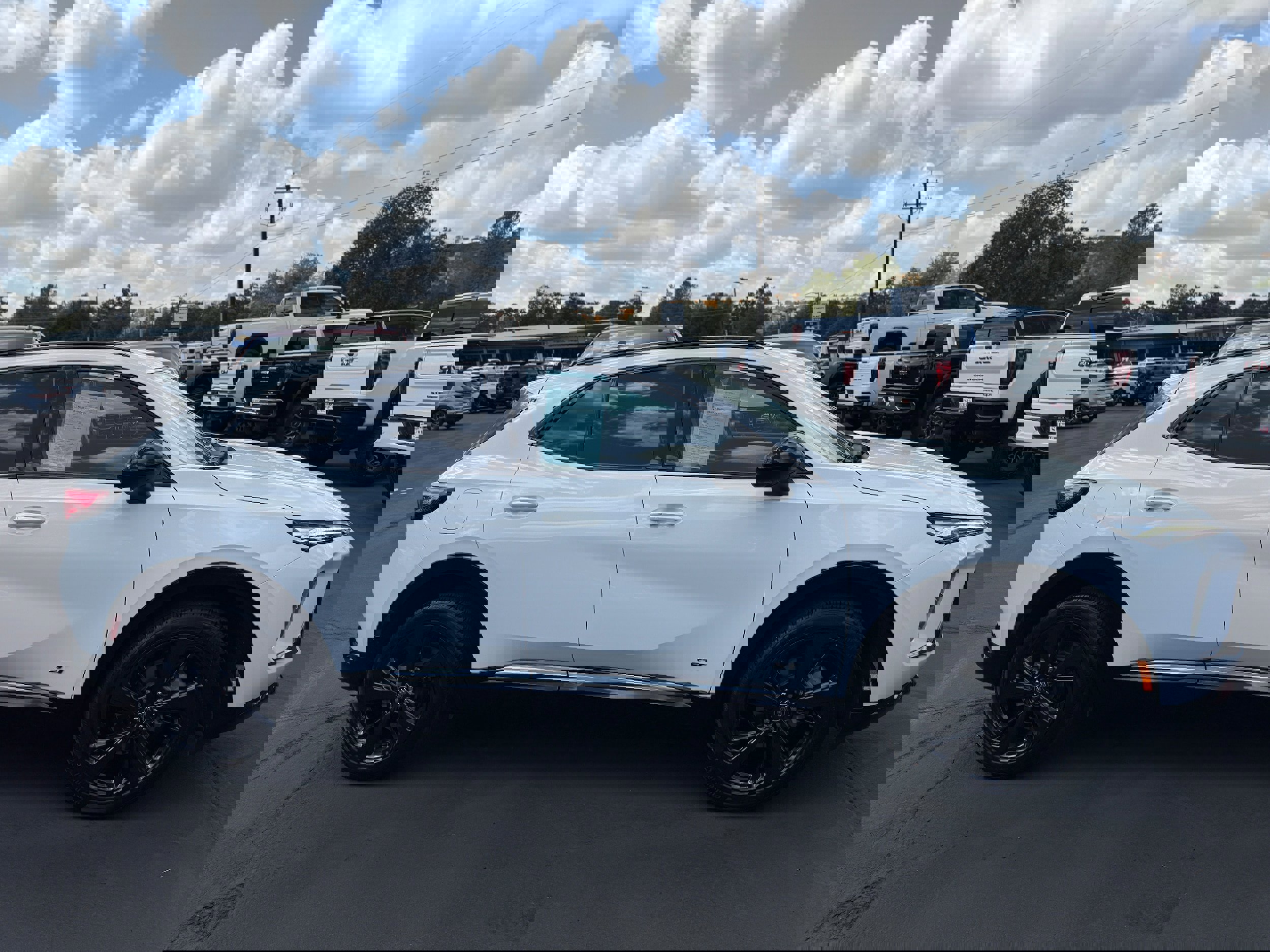 Used 2025 Buick Envision Sport Touring image 5