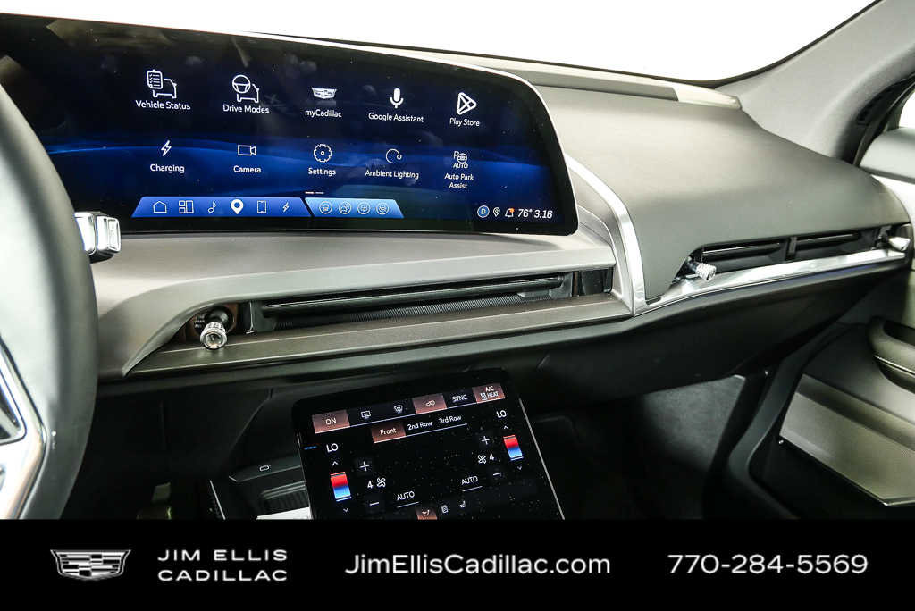 Certified 2026 Cadillac Vistiq Luxury AWD/4WD image 11