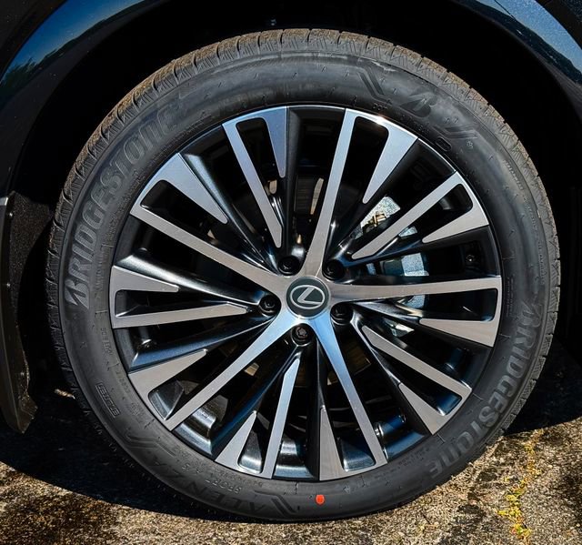 New 2026 Lexus RX 350 Premium Plus AWD/4WD image 11