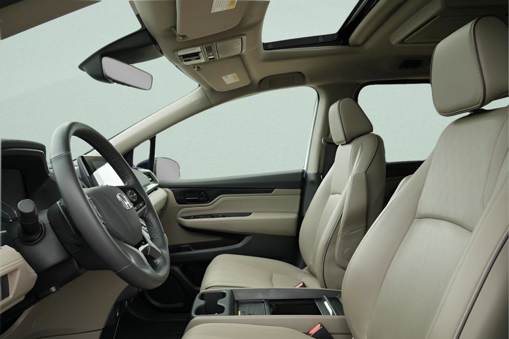 Used 2023 Honda Odyssey Elite image 32