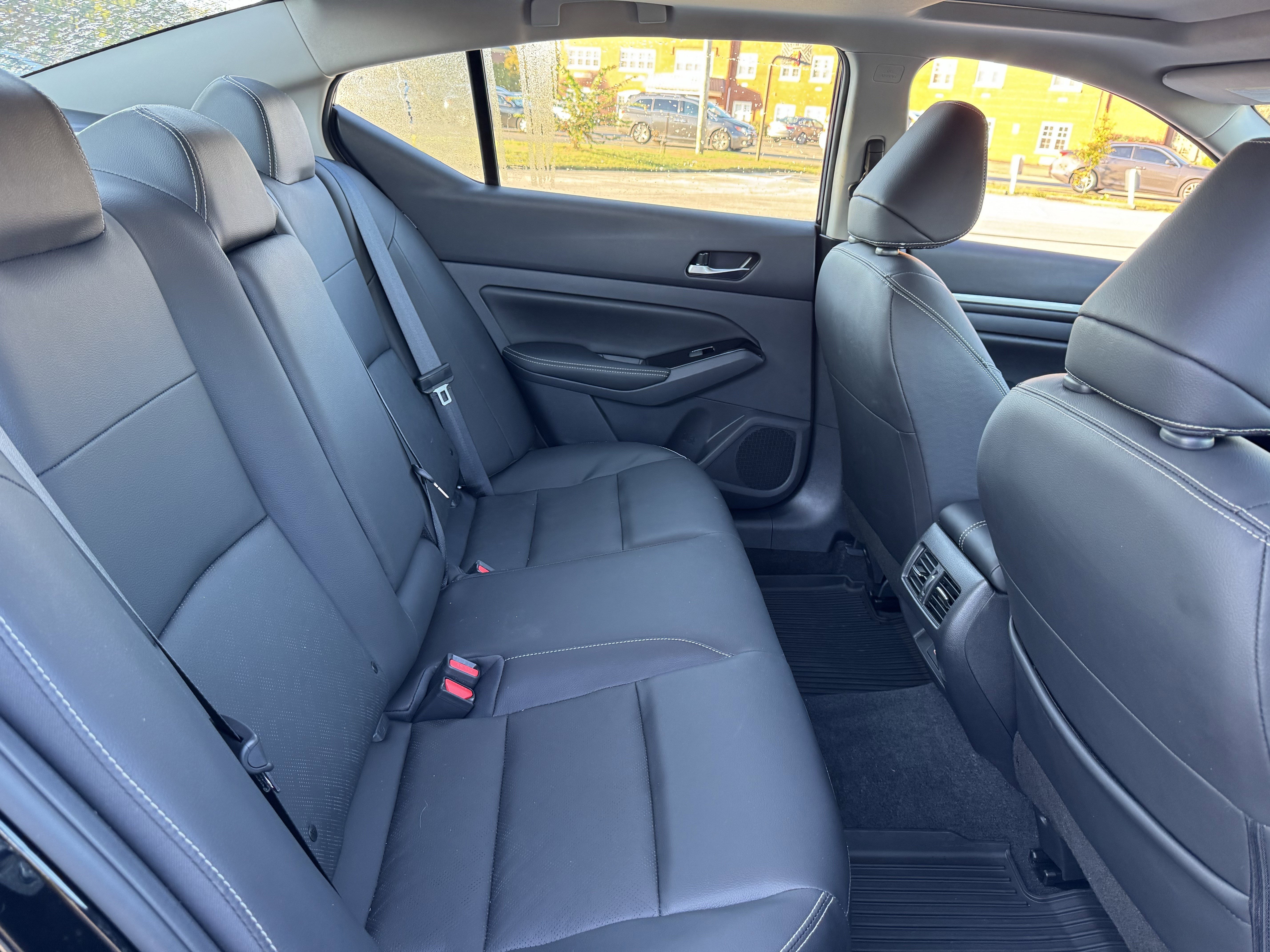 Used 2025 Nissan Altima 2.5 SL image 36