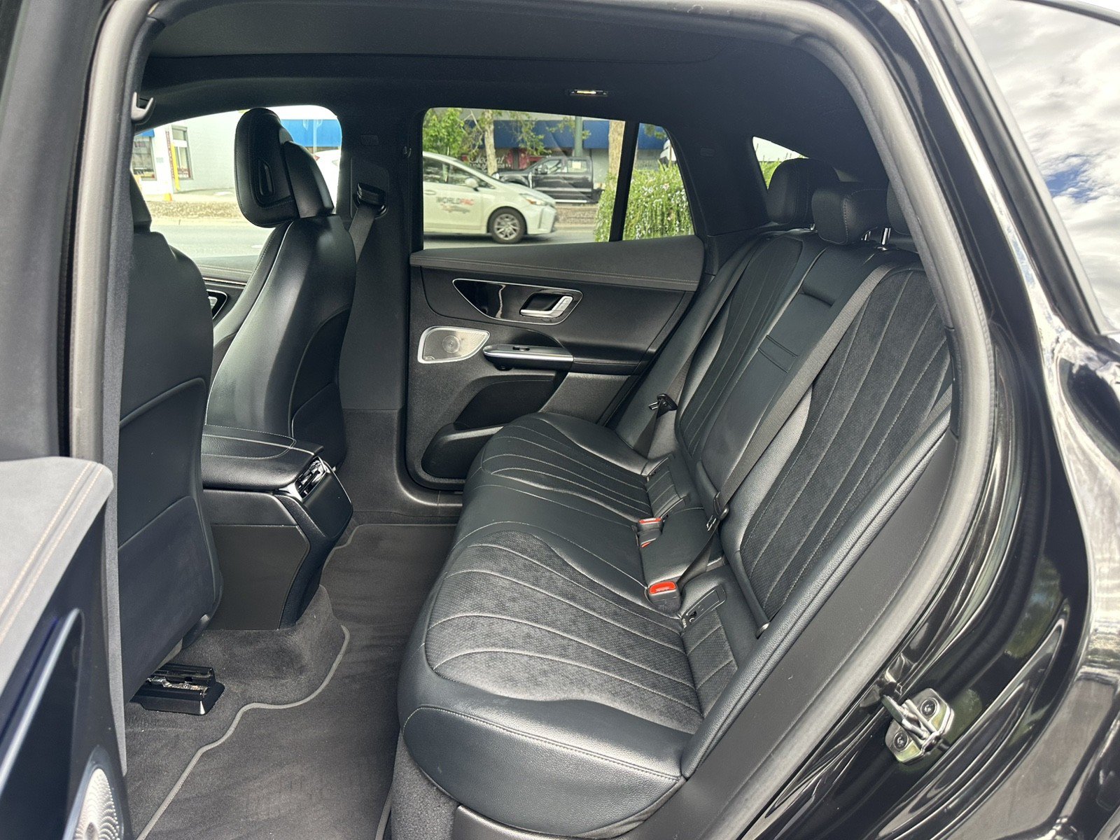 Used 2023 Mercedes-Benz EQE 350+ 4MATIC SUV image 23