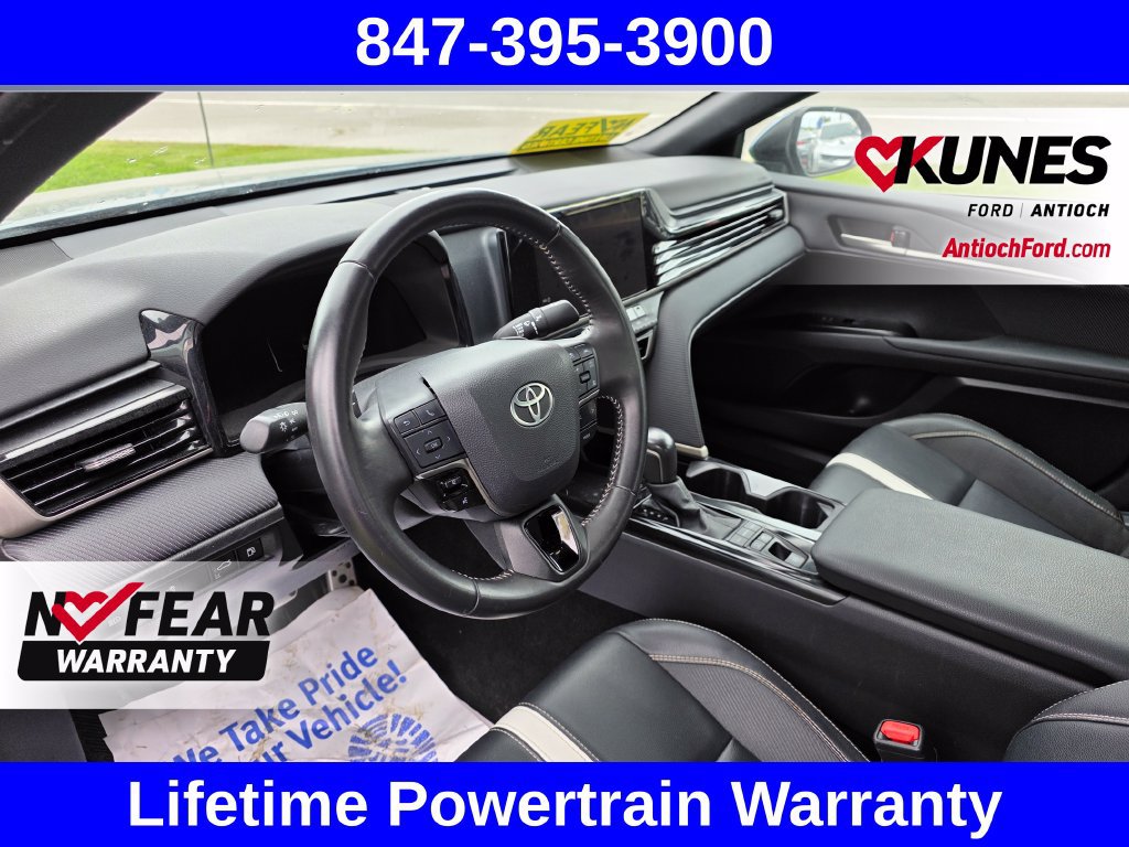 Used 2025 Toyota Camry SE FWD image 28