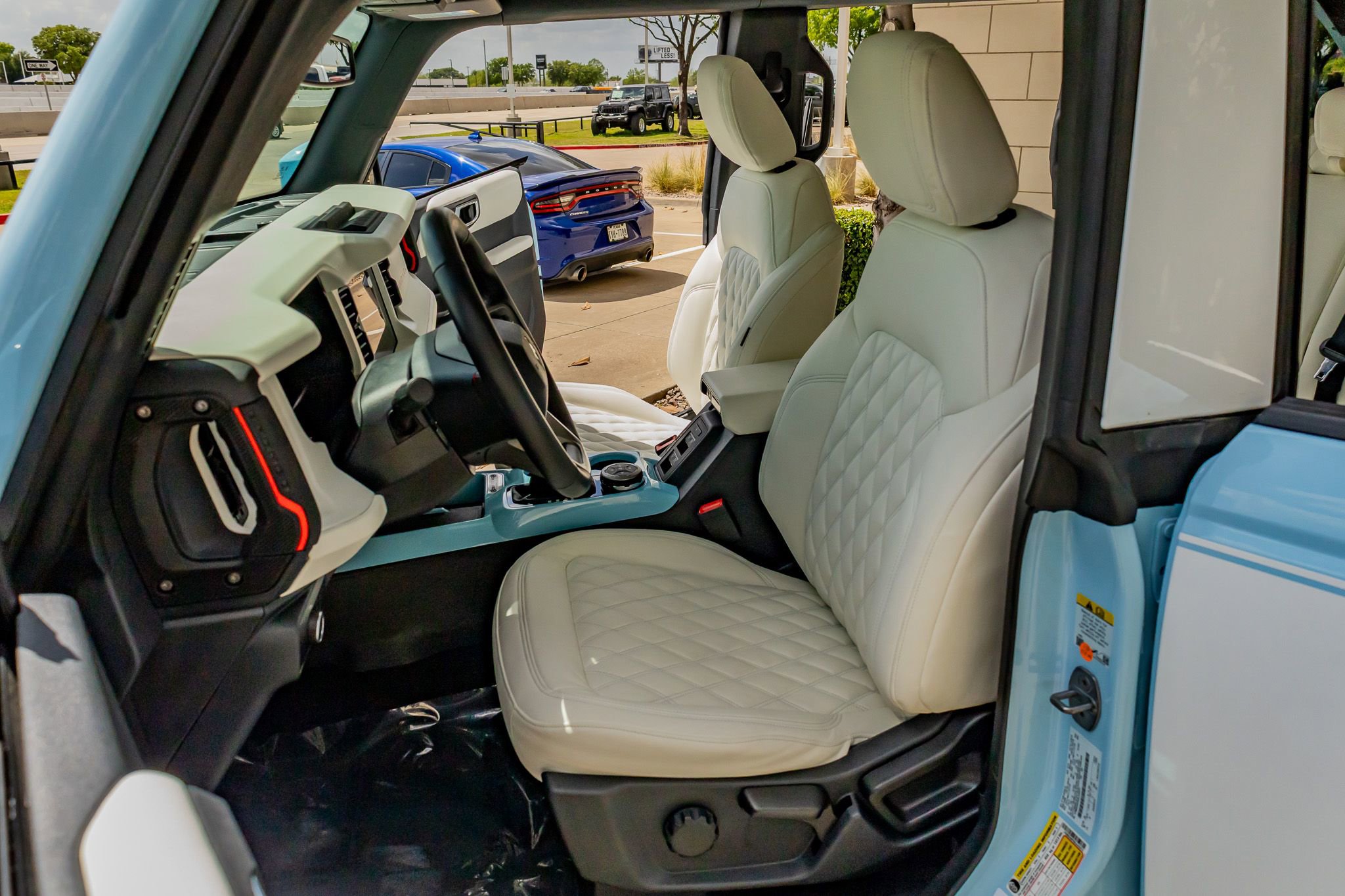 Used 2025 Ford Bronco Heritage Edition image 29