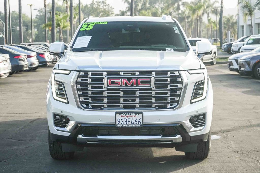 Used 2025 GMC Yukon XL Denali w/ Sun & Power Step Package image 2