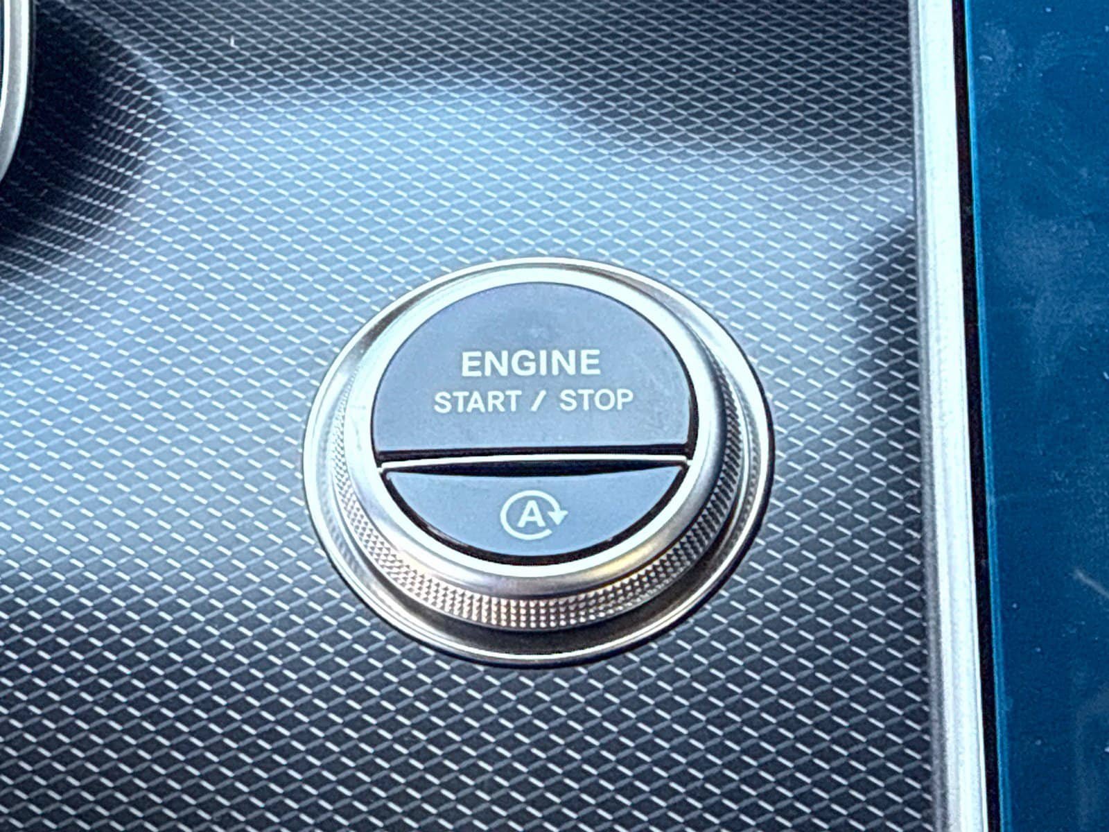 New 2026 Mercedes-Benz C 300 Sedan image 26