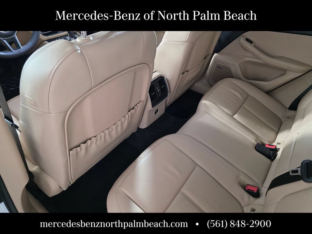 Used 2021 Porsche Macan AWD/4WD image 14