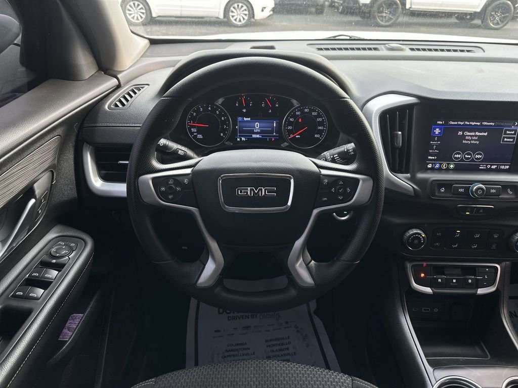 Used 2023 GMC Terrain SLE w/ Elevation Edition image 14