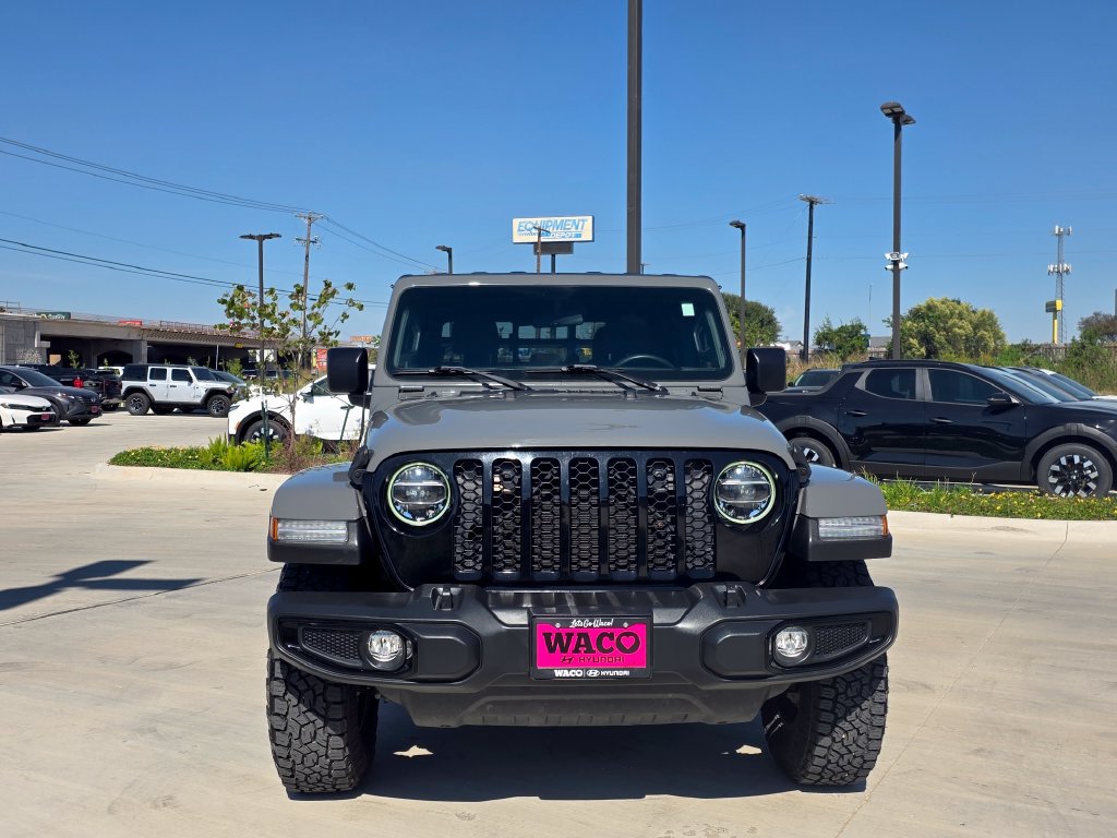 Used 2022 Jeep Gladiator Sport AWD/4WD image 2