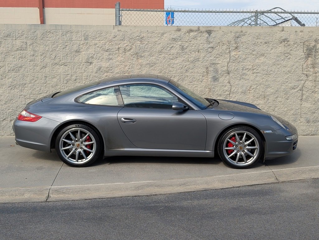 Used 2005 Porsche 911 Carrera S image 8