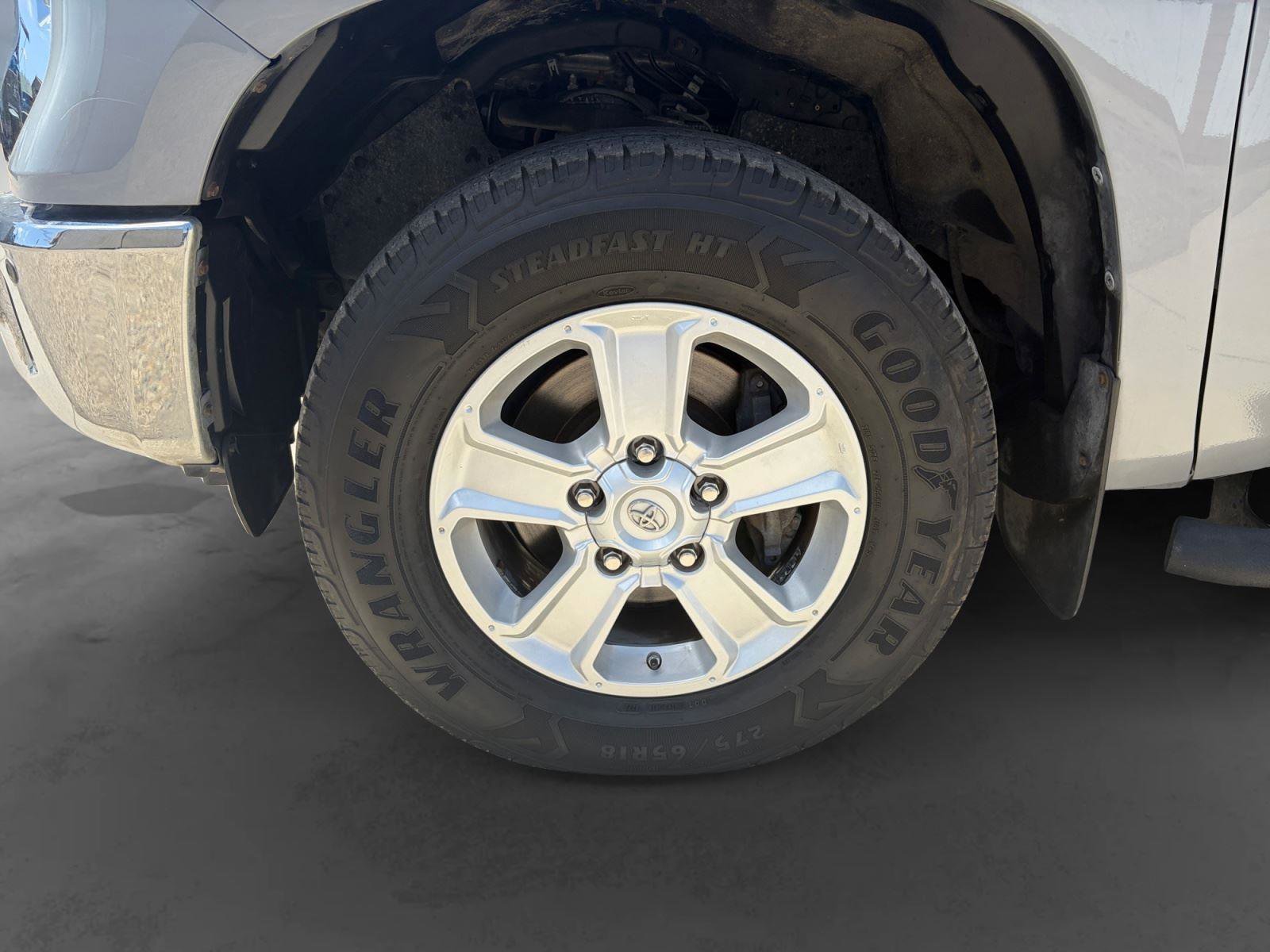 Used 2019 Toyota Tundra SR5 w/ Convenience Package AWD/4WD image 30