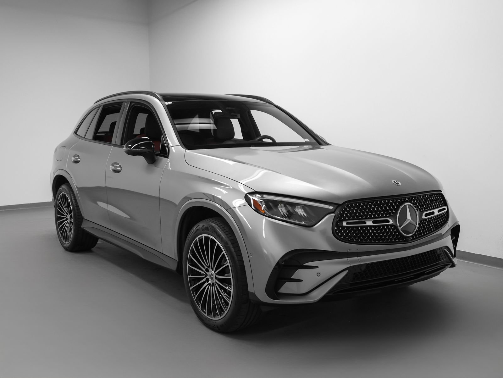 Used 2024 Mercedes-Benz GLC 300 image 10
