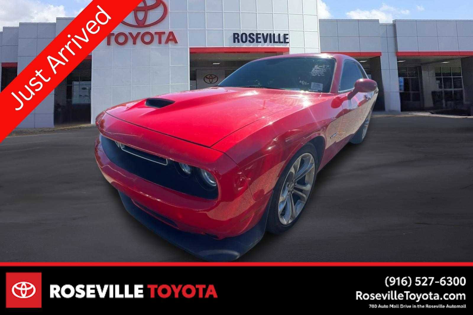 Used 2022 Dodge Challenger R/T image 1