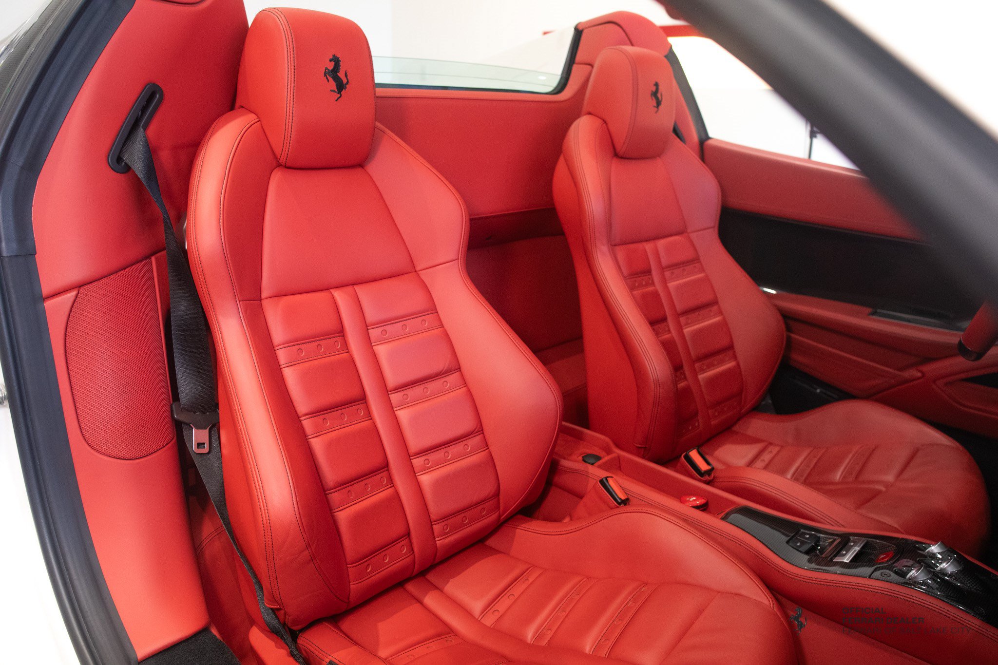Used 2012 Ferrari 458 Spider RWD image 14