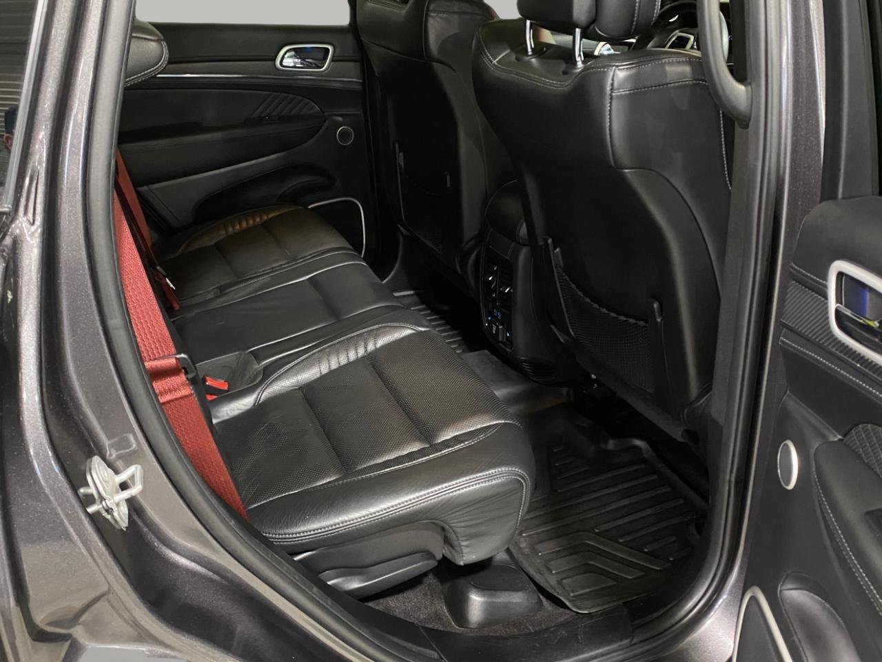 Used 2018 Jeep Grand Cherokee SRT AWD/4WD image 35