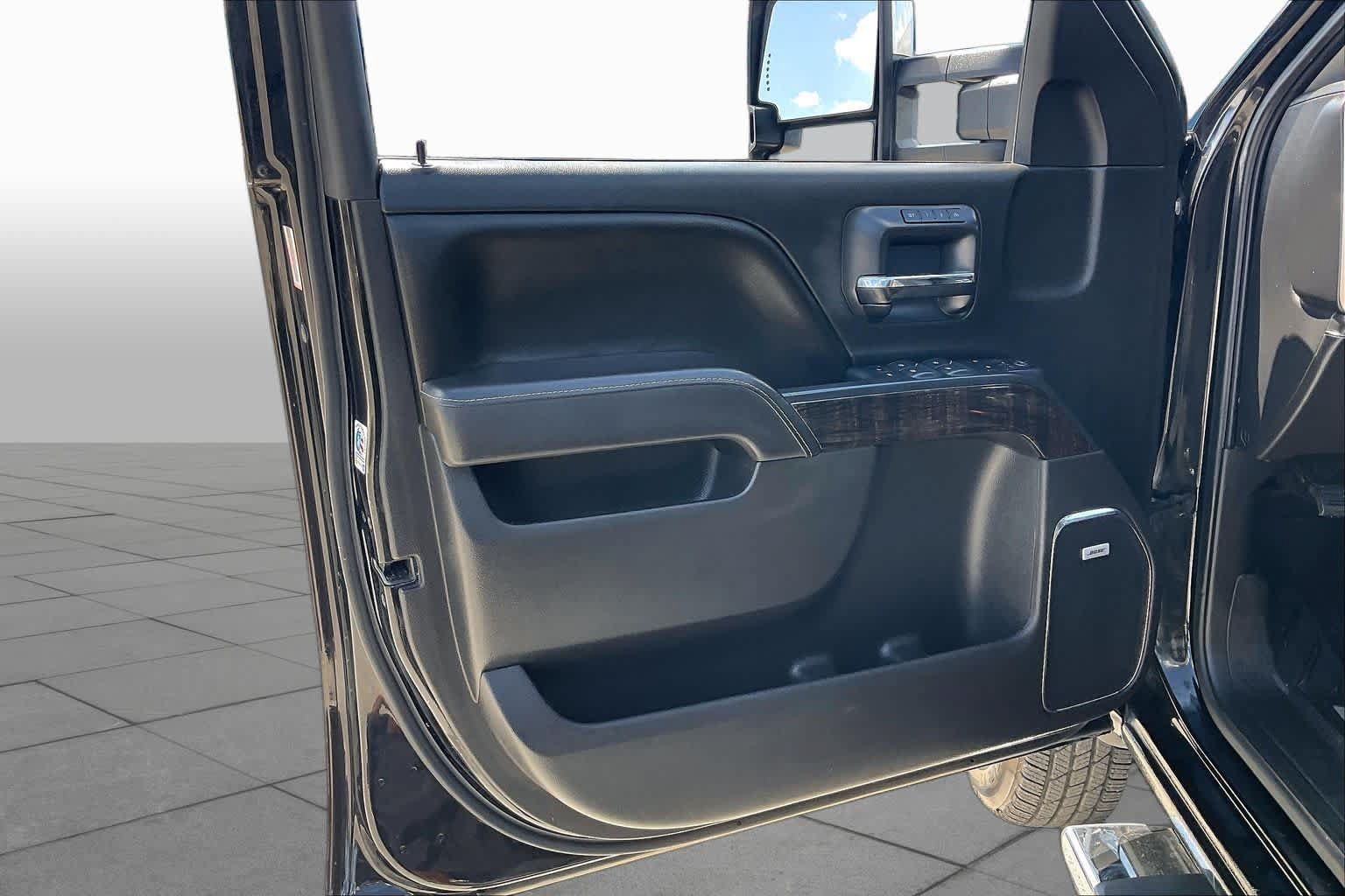 Used 2016 GMC Sierra 3500 Denali w/ Duramax Plus Package AWD/4WD image 22