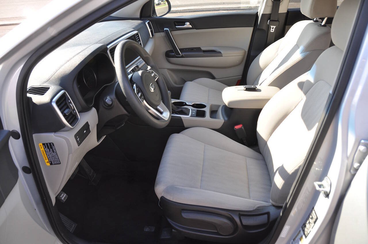 Used 2021 Kia Sportage LX FWD image 17