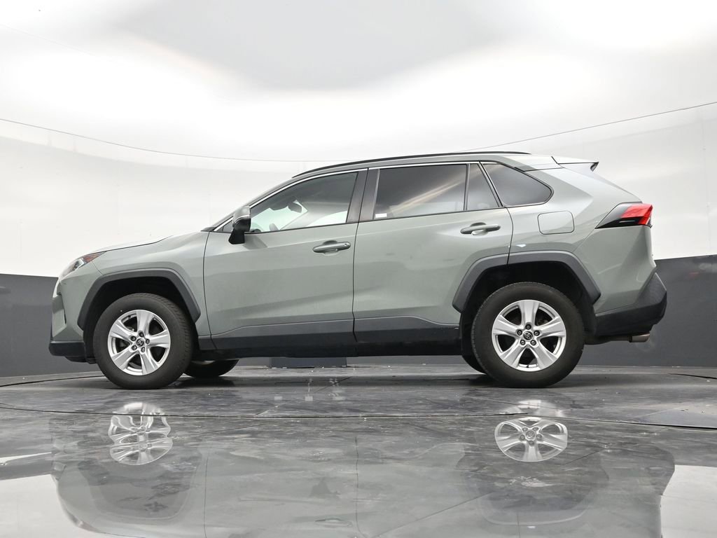 Used 2021 Toyota RAV4 XLE FWD image 21
