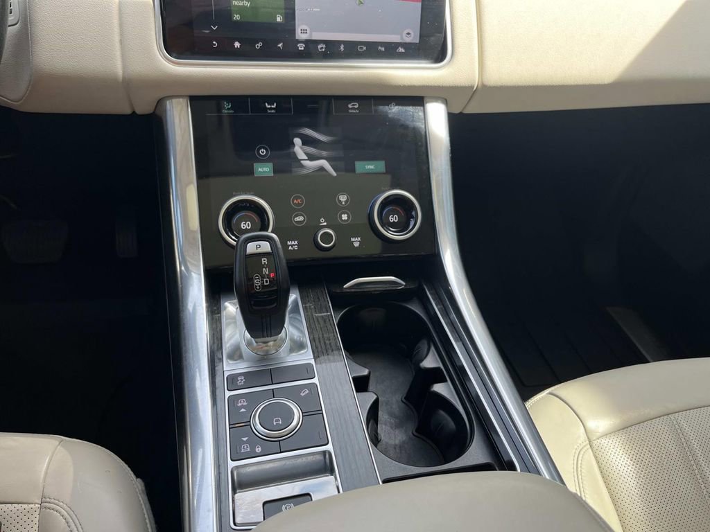 Used 2020 Land Rover Range Rover Sport HSE image 35