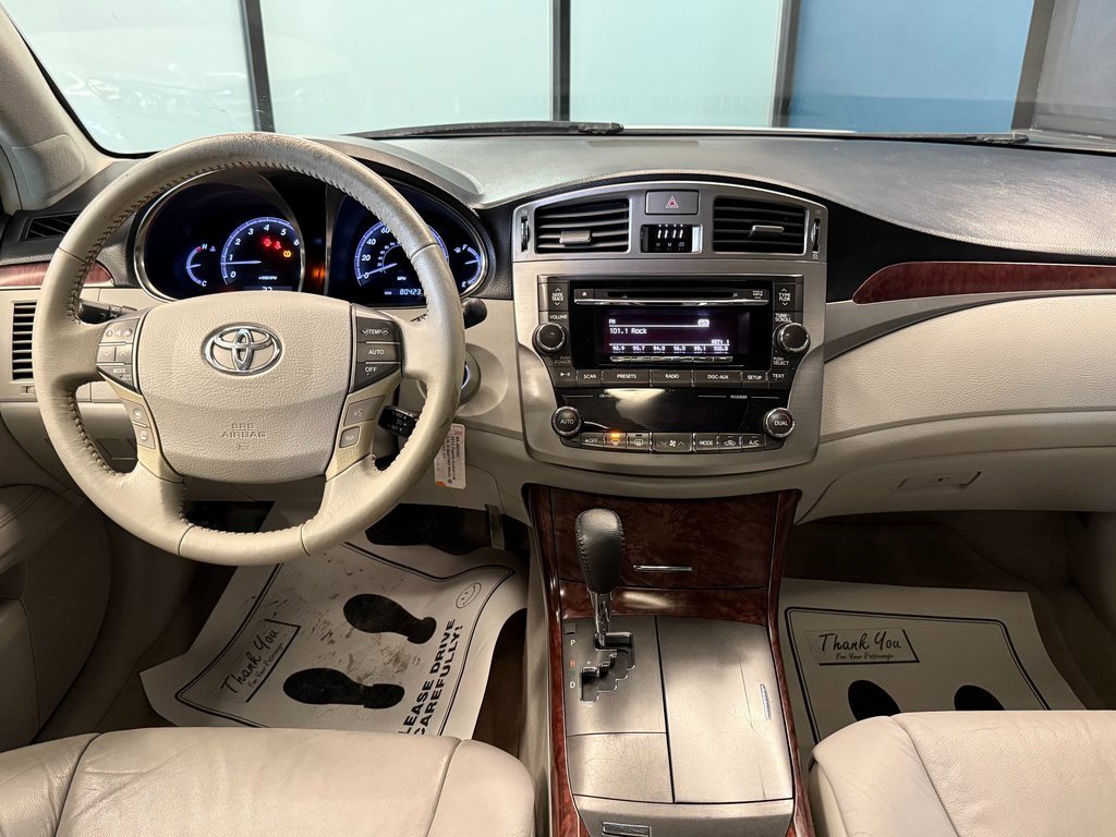 Used 2012 Toyota Avalon Limited image 20
