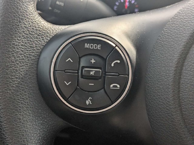 Used 2022 Kia Soul LX FWD image 23