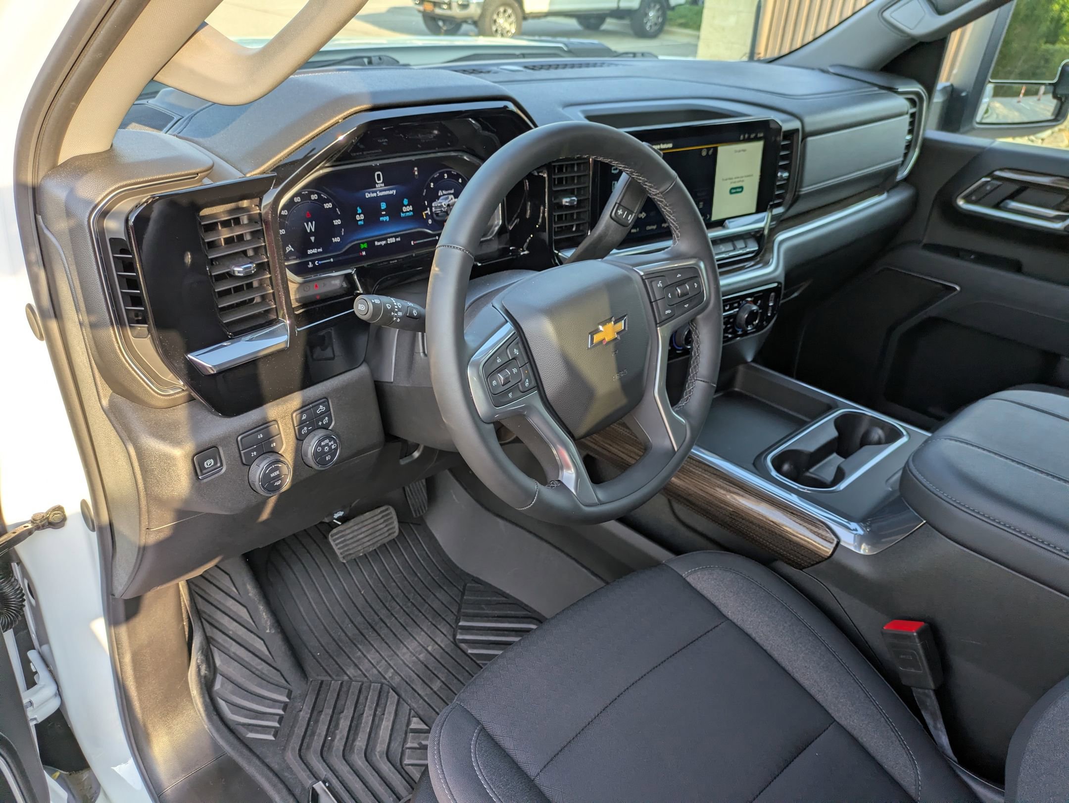 Used 2025 Chevrolet Silverado 2500 LT w/ All Star Edition image 14
