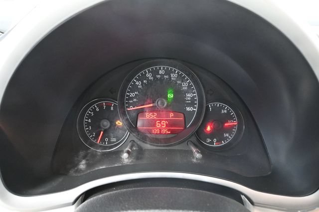 Used 2012 Volkswagen Beetle 2.0T FWD image 20