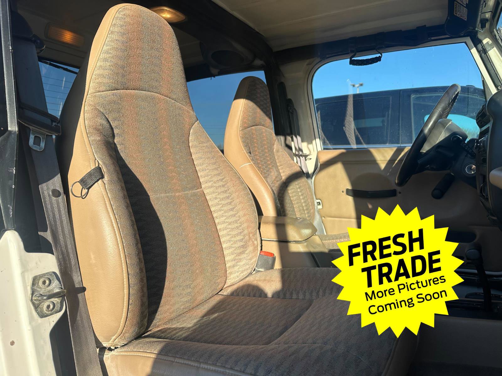 Used 2000 Jeep Wrangler Sport image 9