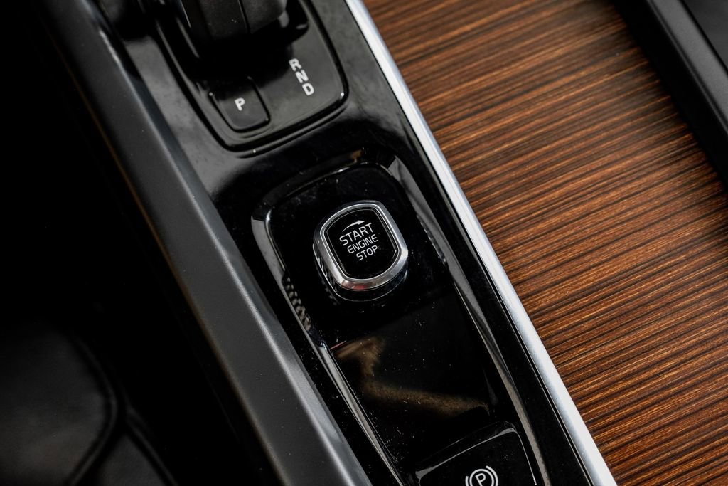 Used 2022 Volvo S60 B5 Inscription image 20