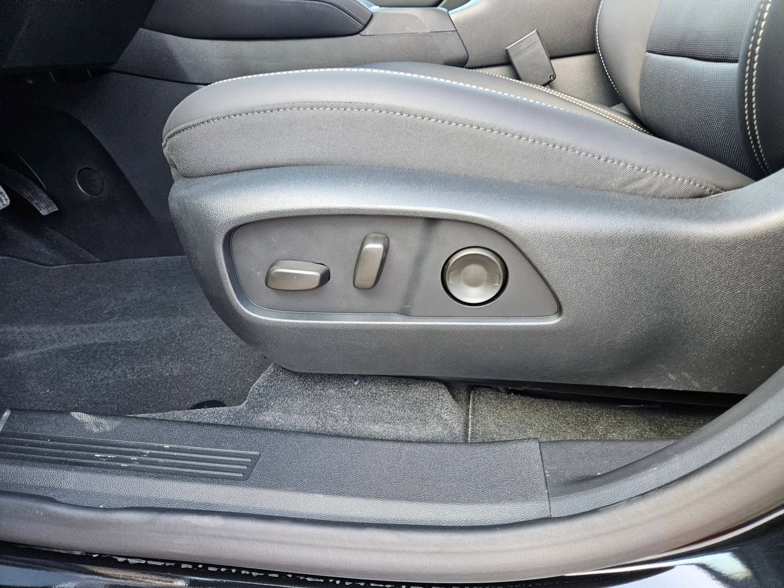 New 2026 GMC Terrain Elevation FWD image 22