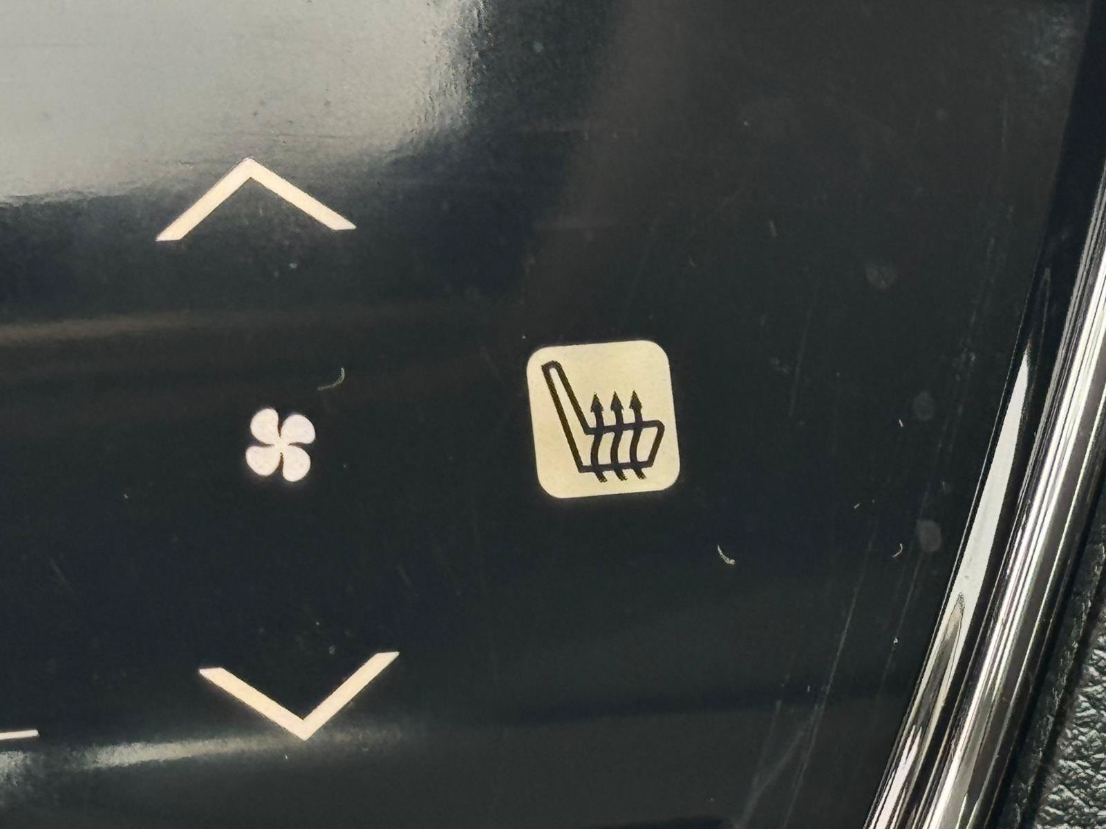 Used 2018 Honda HR-V EX image 18