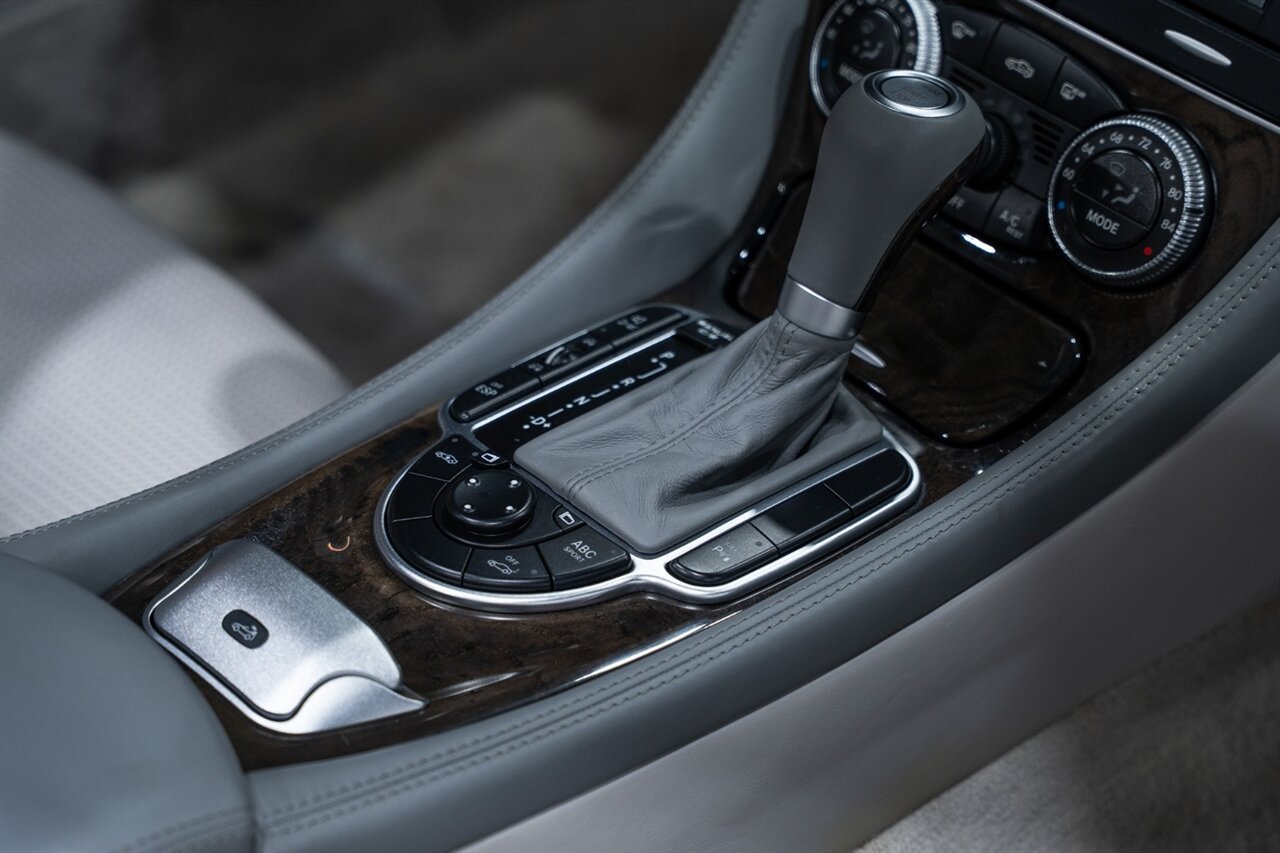 Used 2009 Mercedes-Benz SL 65 AMG image 57