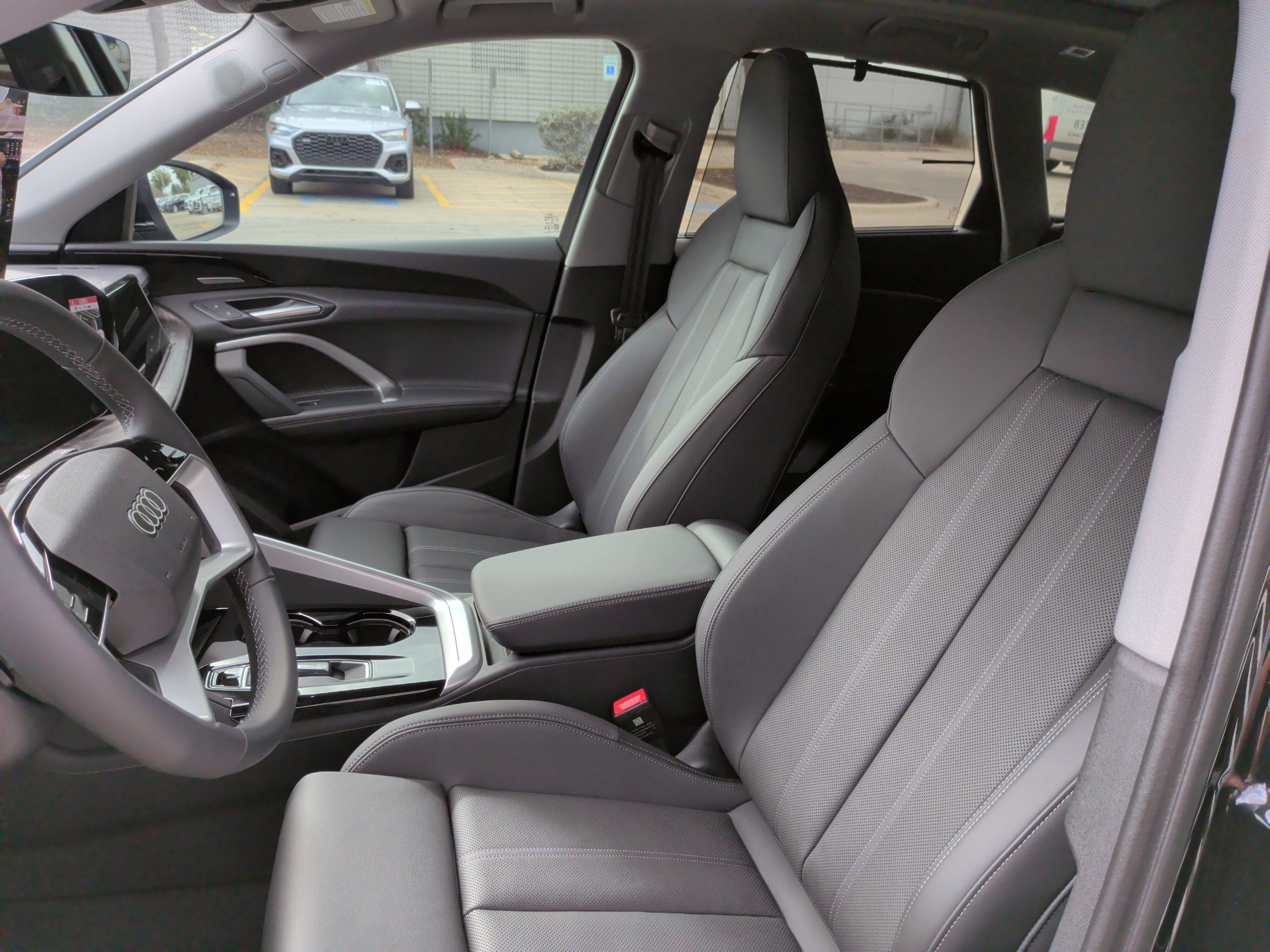 New 2025 Audi Q5 Prestige image 16