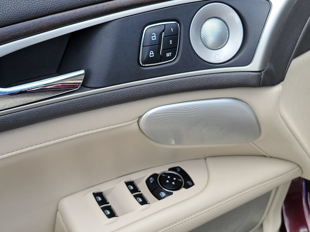 Used 2017 Lincoln MKZ Reserve w/ Luxury Package FWD image 24