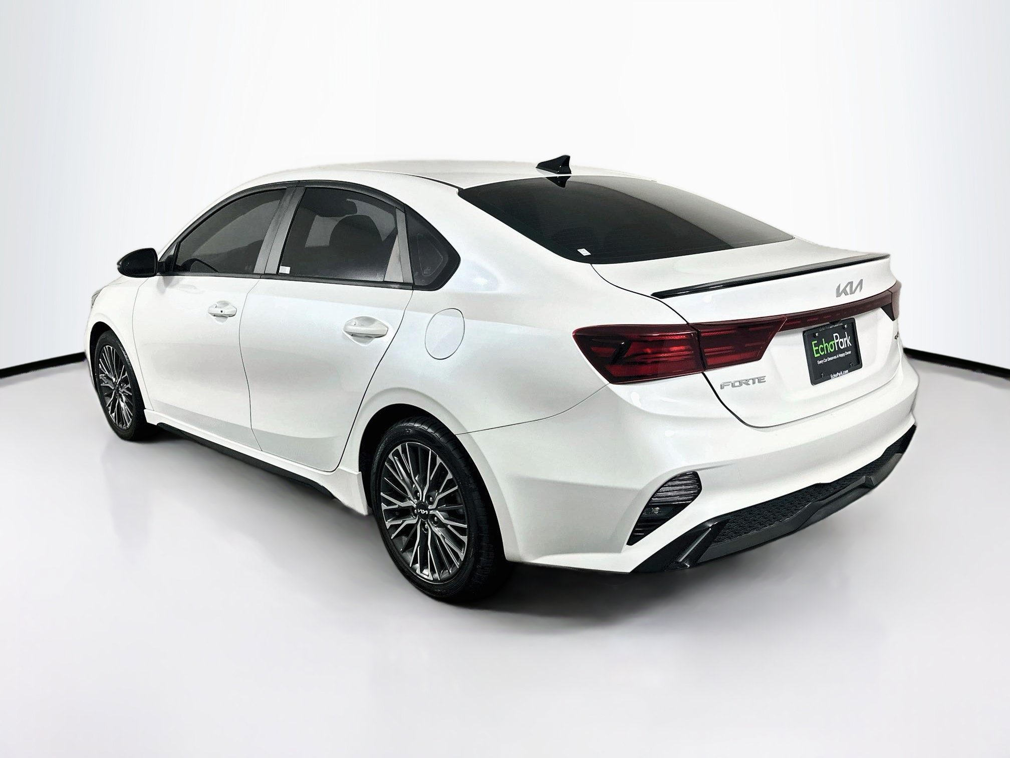 Used 2022 Kia Forte GT-Line FWD image 5