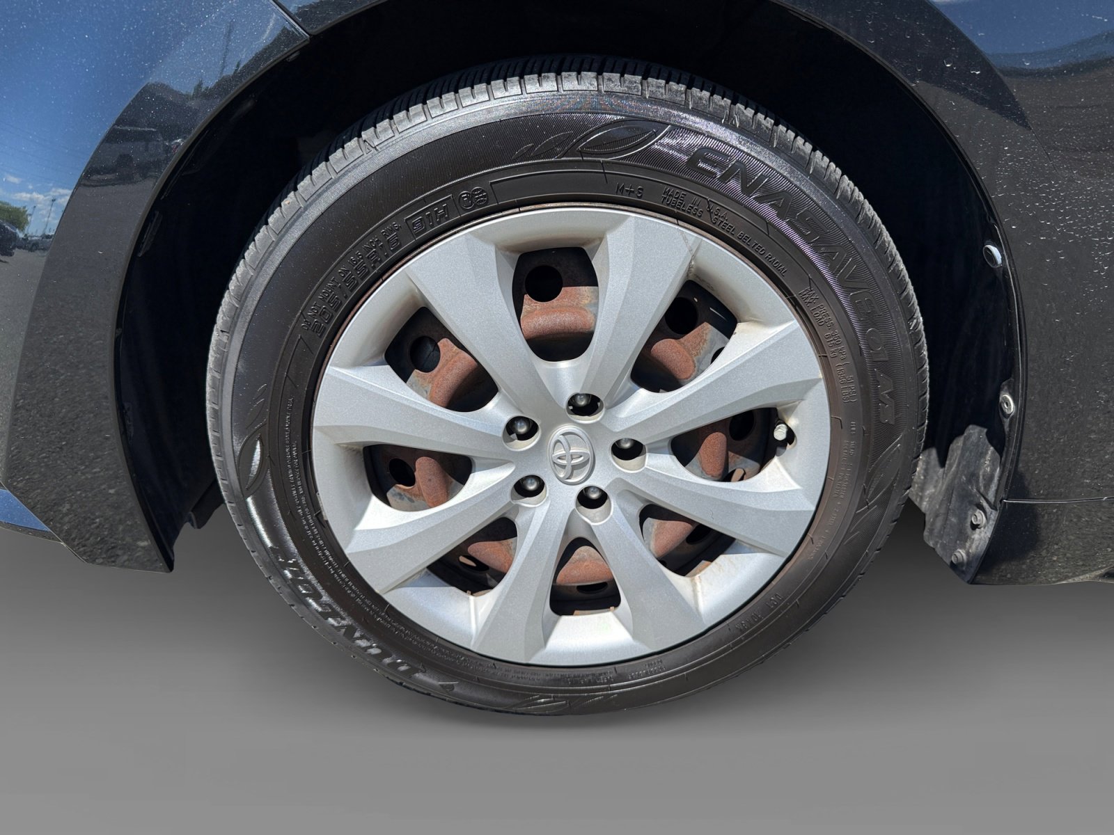 Used 2021 Toyota Corolla LE image 9