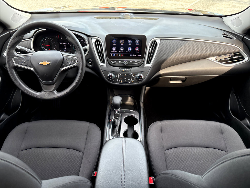 Used 2022 Chevrolet Malibu LT image 4