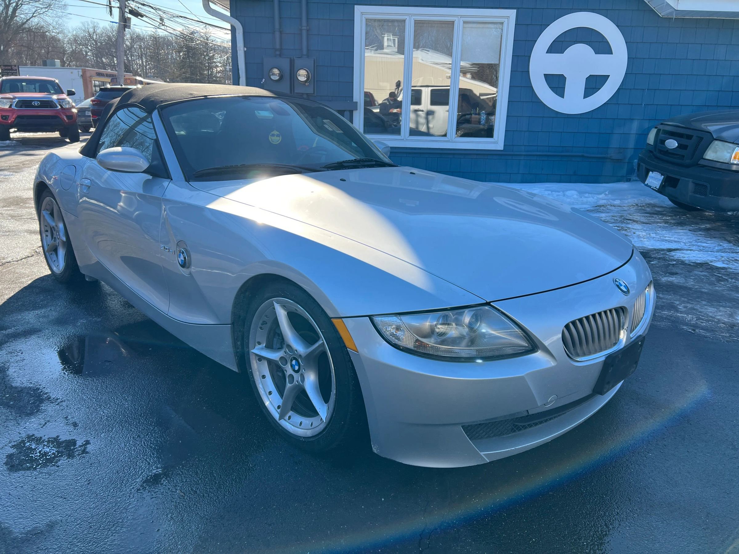 Used 2007 BMW Z4 3.0si RWD image 5