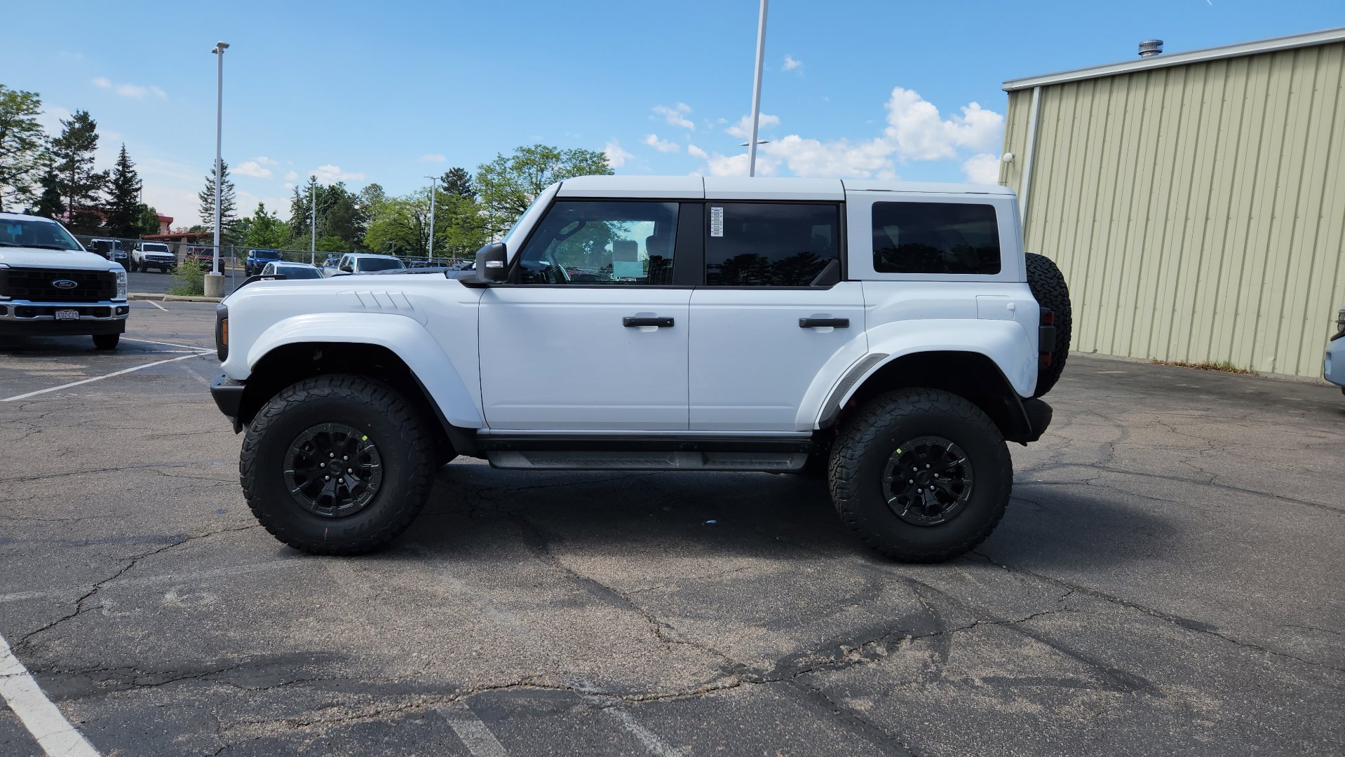 New 2026 Ford Bronco Raptor w/ Interior Carbon Fiber Pack AWD/4WD image 4